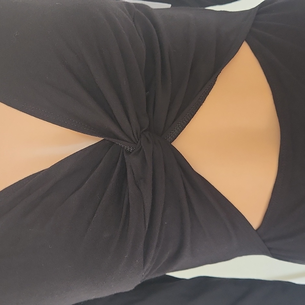 Dress - Picture 3 of 6